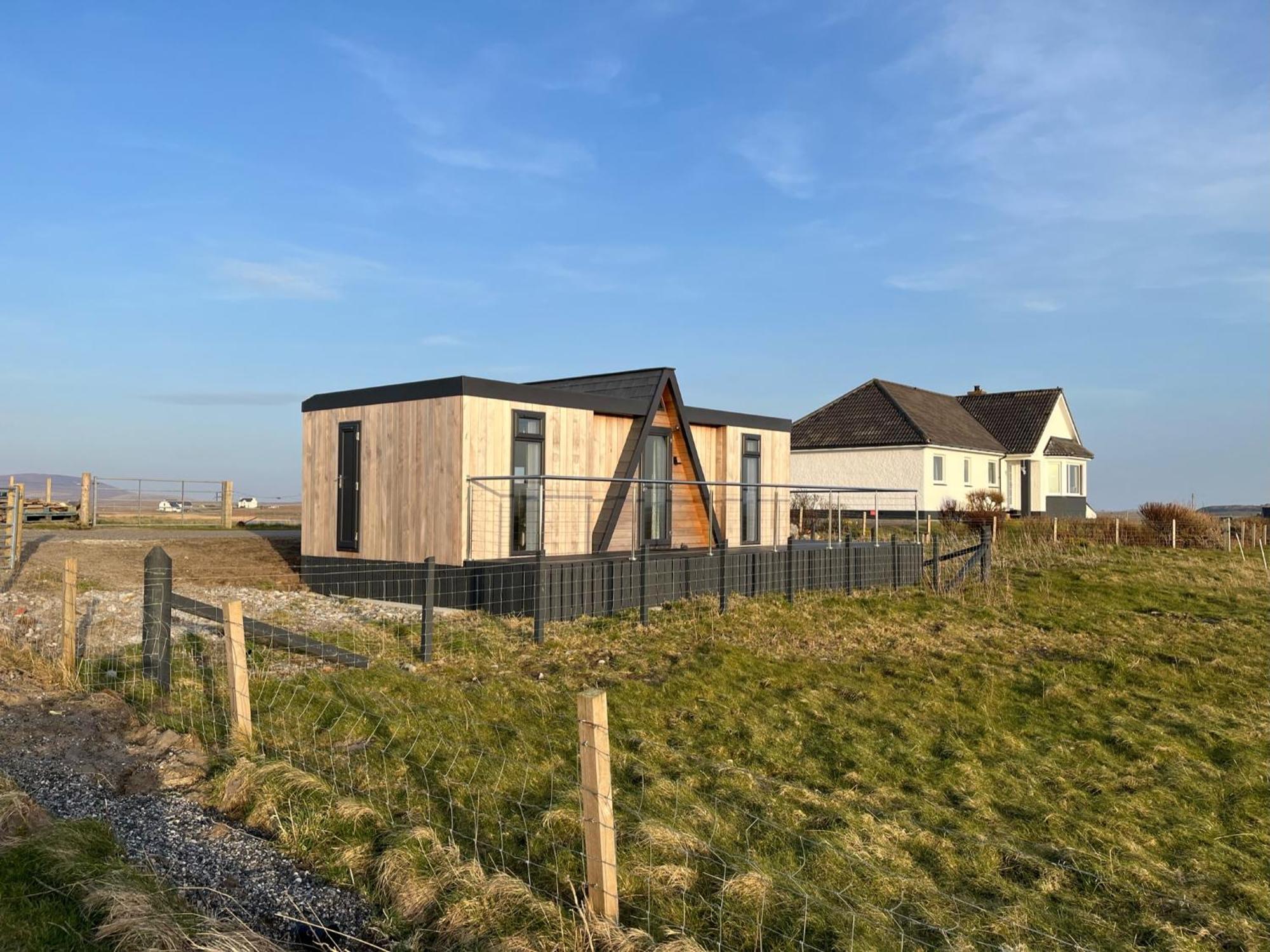 Seas The Day - Self Catering Lodge North Uist Paible Kültér fotó